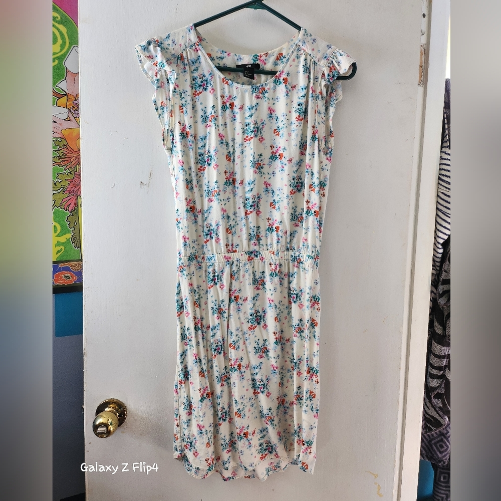 Size 4 dress H&M